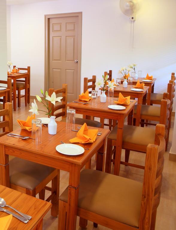 Abad Pepper Route Otel Kochi Dış mekan fotoğraf