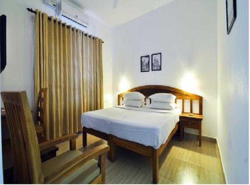Abad Pepper Route Otel Kochi Dış mekan fotoğraf