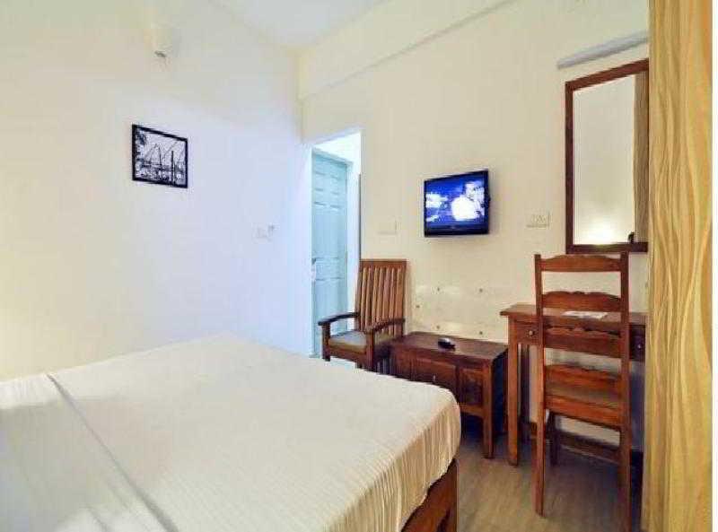 Abad Pepper Route Otel Kochi Dış mekan fotoğraf