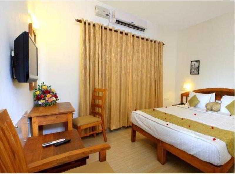 Abad Pepper Route Otel Kochi Dış mekan fotoğraf